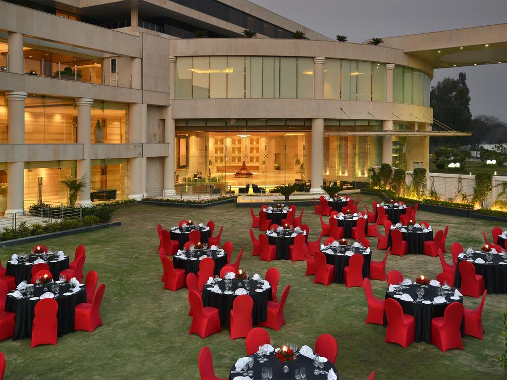 The Lalit Chandīgarh Exterior foto